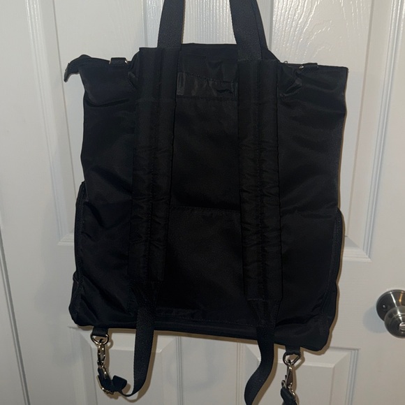 Beis pumping backpack - Picture 3 of 11